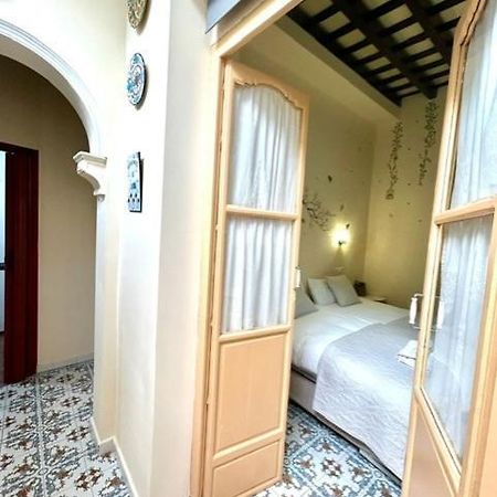 Gatu Casa Lola , " Preferente Mayores De 25 Anos Y Familias " El Puerto de Santa Maria Luaran gambar