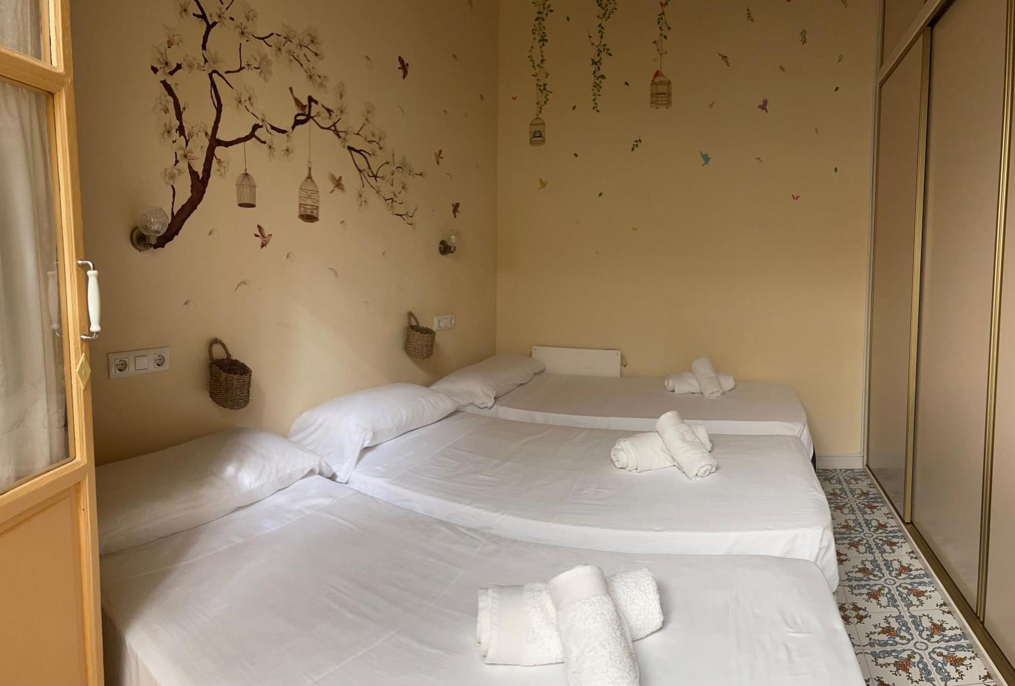 Gatu Casa Lola , " Preferente Mayores De 25 Anos Y Familias " El Puerto de Santa Maria Luaran gambar