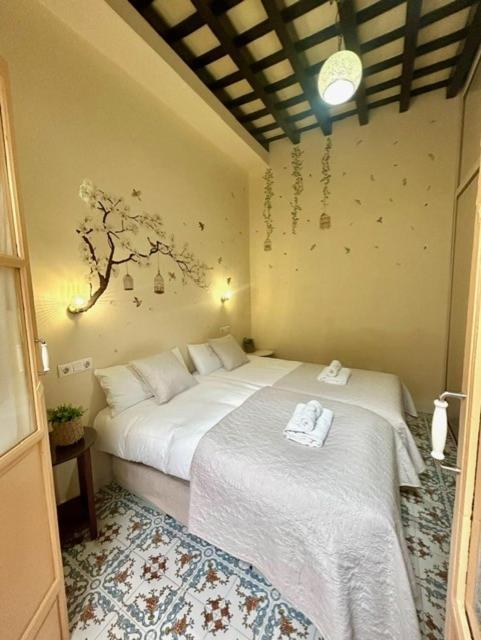 Gatu Casa Lola , " Preferente Mayores De 25 Anos Y Familias " El Puerto de Santa Maria Luaran gambar